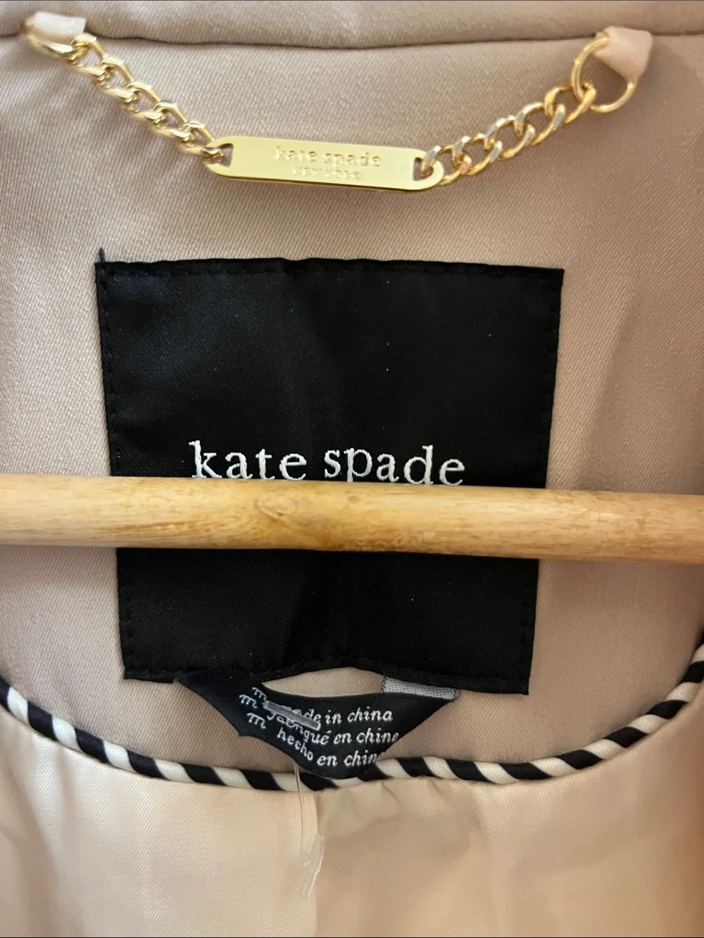 NWT Kate Spade cashew milk zip front patch pocket trench removable hood size M